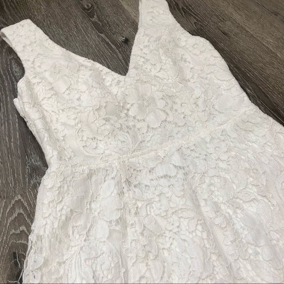 Lulu’s White Lace V-Neck Mini Dress - Picture 2 of 8